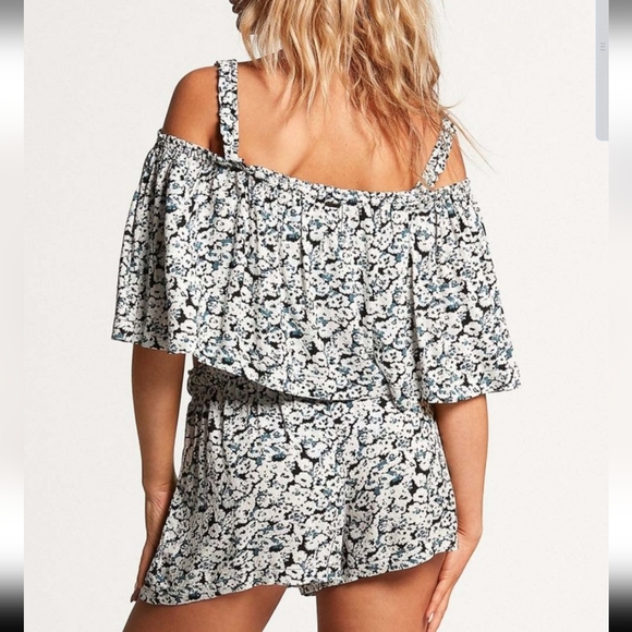 NWT Volcom Floral Off Shoulder Crop Top - Picture 7 of 8